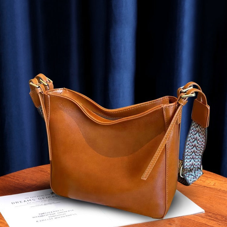 Women's Large-capacity Leather Shoulder Messenger Bag